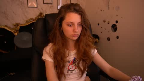 Foxy online show from June 9, 2026, 1:01 pm