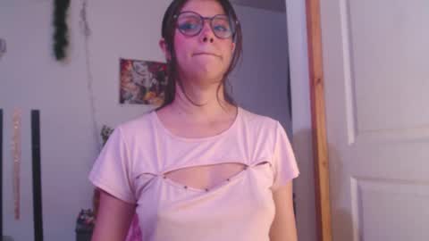 haome online show from September 28, 2025, 2:44 pm