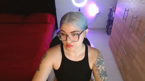 isabella online show from February 8, 2026, 5:38 pm