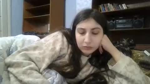 cutekattie online show from February 12, 2026, 3:23 am