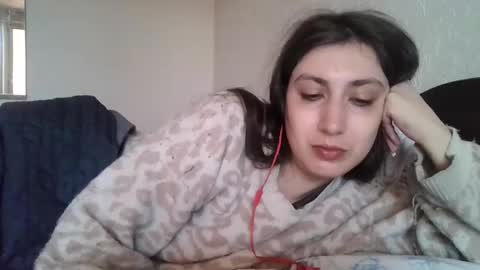 cutekattie online show from April 18, 2026, 3:54 am