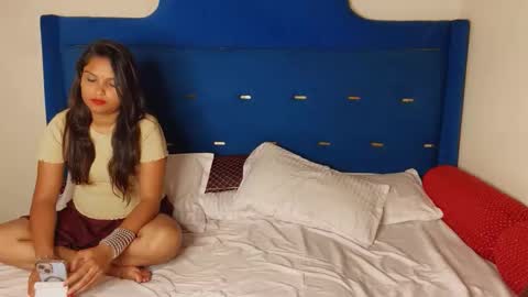 cutemahi online show from April 24, 2026, 5:59 pm
