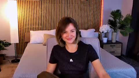 cutemirage online show from June 6, 2026, 2:55 pm