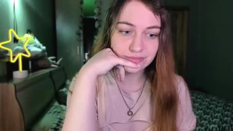 Cutie online show from November 18, 2025, 9:58 am