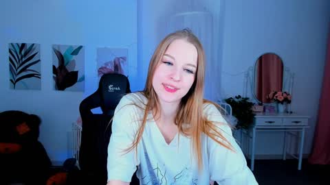 Snapshot of cutemousee chatting on December 7, 2024, 4:25 pm Rina online show from December 7, 2024, 4:25 pm