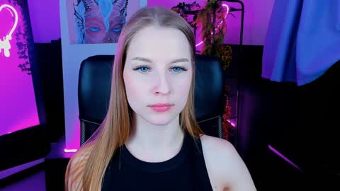 Snapshot of cutemousee chatting on December 8, 2024, 11:57 am Rina online show from December 8, 2024, 11:57 am