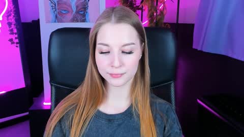 Snapshot of cutemousee chatting on December 10, 2024, 1:33 pm Rina online show from December 10, 2024, 1:33 pm