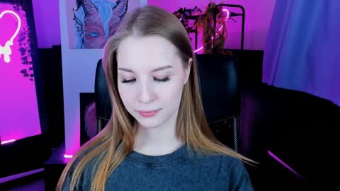 Snapshot of cutemousee chatting on December 10, 2024, 4:49 pm Rina online show from December 10, 2024, 4:49 pm