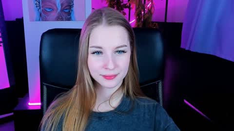 Snapshot of cutemousee chatting on December 10, 2024, 7:54 pm Rina online show from December 10, 2024, 7:54 pm