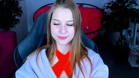 Snapshot of cutemousee chatting on December 24, 2024, 6:00 am Rina online show from December 24, 2024, 6:00 am