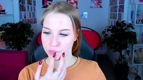 Snapshot of cutemousee chatting on December 28, 2024, 6:08 pm Rina online show from December 28, 2024, 6:08 pm