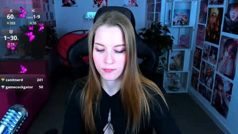 Snapshot of cutemousee chatting on February 7, 2025, 11:45 am Rina online show from February 7, 2025, 11:45 am