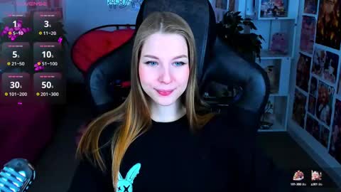 Snapshot of cutemousee chatting on February 9, 2025, 5:40 am Rina online show from February 9, 2025, 5:40 am