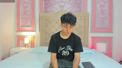 cutenaked_ online show from February 5, 2026, 11:37 am