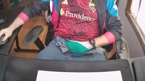 cutenerd15 online show from November 18, 2025, 5:06 pm