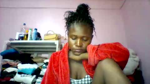 cutezola online show from September 13, 2025, 11:04 pm