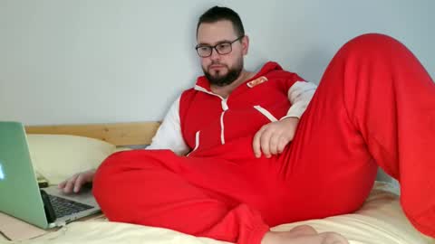 Ben hot video on page  online show from March 3, 2025, 2:04 pm