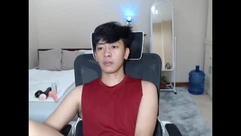 Neil Taylor online show from October 19, 2025, 5:24 pm