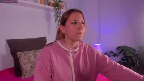 Laura online show from April 13, 2026, 11:16 am