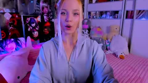 Nora online show from June 10, 2026, 8:19 pm