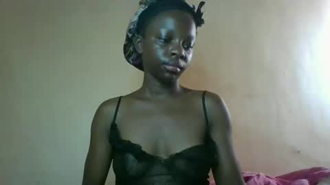 cutty_teshy online show from February 16, 2025, 9:04 am