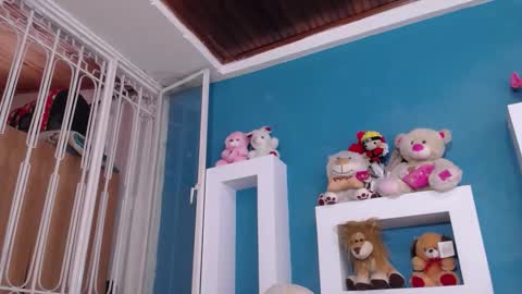 LIZETH online show from November 23, 2025, 11:43 am