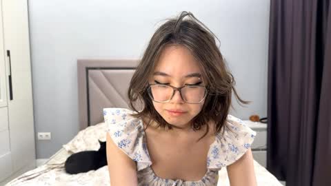 Akemi online show from March 27, 2026, 8:26 am