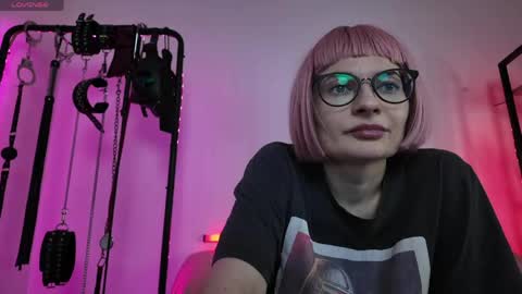 Lily Goddess online show from June 1, 2026, 6:48 am