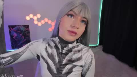  cyber zoe   online show from September 11, 2025, 2:39 pm