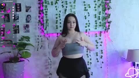 cycloidnest online show from October 17, 2025, 5:48 pm