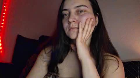 Cyndee Winter online show from December 13, 2024, 5:00 pm