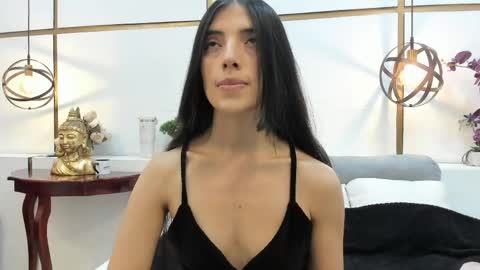 Cynthia1fox online show from April 16, 2026, 2:56 am