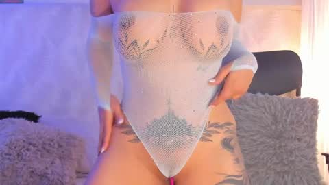 Snapshot of cyntia_adams chatting on February 3, 2025, 6:17 pm cyntia_adams online show from February 3, 2025, 6:17 pm