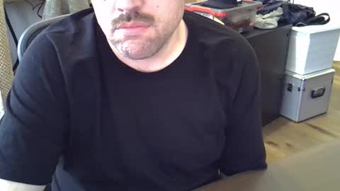 cyrsug online show from April 15, 2026, 12:45 pm