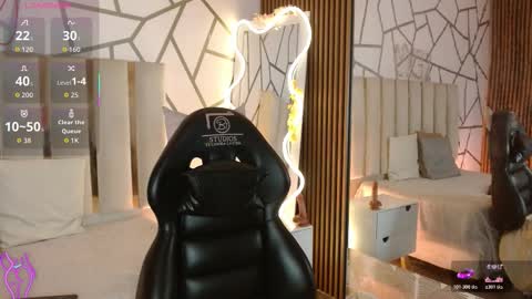 cyrus_tay online show from January 10, 2026, 11:56 am