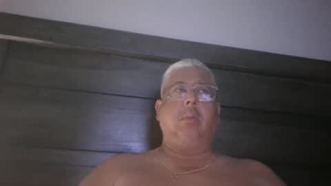 czar1974 online show from June 9, 2026, 2:12 am