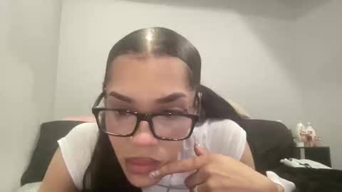 Snapshot of d50310808 chatting on January 6, 2026, 7:45 am d50310808 online show from January 6, 2026, 7:45 am