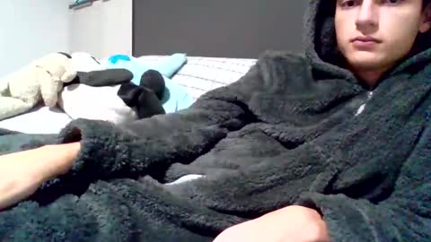 Snapshot of daaneel_ chatting on January 7, 2025, 9:57 pm Dannel online show from January 7, 2025, 9:57 pm