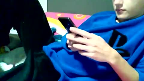 Snapshot of daaneel_ chatting on February 5, 2025, 11:06 pm Dannel online show from February 5, 2025, 11:06 pm