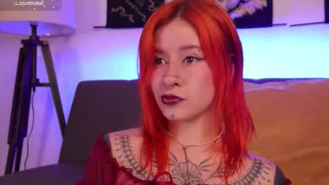 Snapshot of daarlene chatting on October 9, 2025, 11:30 am Darlene online show from October 9, 2025, 11:30 am