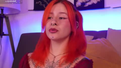 Snapshot of daarlene chatting on October 10, 2025, 10:47 am Darlene online show from October 10, 2025, 10:47 am