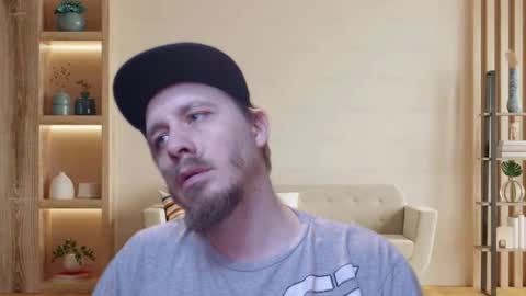 dabbydaddy25 online show from December 1, 2025, 1:54 am