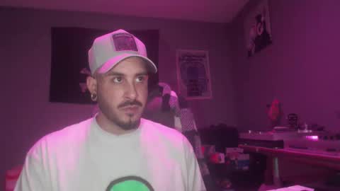 Snapshot of dabirdfree chatting on September 19, 2025, 9:15 pm Destroyer online show from September 19, 2025, 9:15 pm