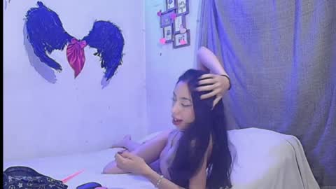 Snapshot of dabria_luxe chatting on May 13, 2026, 6:22 am dabria_luxe online show from May 13, 2026, 6:22 am