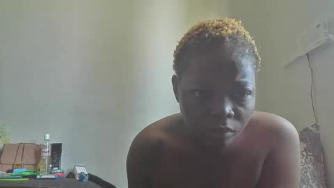 Snapshot of daddies_toy_ chatting on November 11, 2025, 10:04 am daddies_toy_ online show from November 11, 2025, 10:04 am