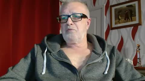 Brian ... online show from October 22, 2025, 8:08 pm