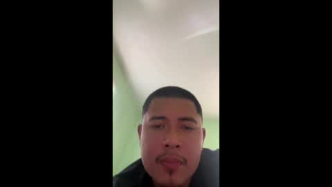 daddyangel5621 online show from February 3, 2025, 11:26 pm