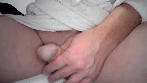 Snapshot of daddycoolm chatting on January 29, 2025, 7:57 am LetsHaveFunTogether online show from January 29, 2025, 7:57 am