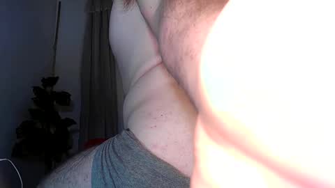 Snapshot of daddyfeet29 chatting on March 4, 2025, 2:06 am Greekboy28 online show from March 4, 2025, 2:06 am