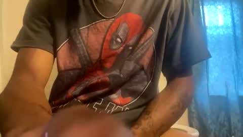 Snapshot of daddylongyk chatting on September 22, 2025, 8:11 pm daddylongyk online show from September 22, 2025, 8:11 pm